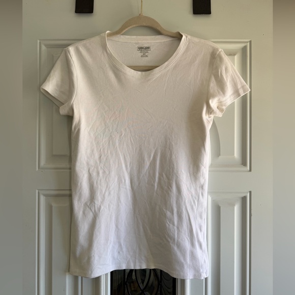 Kirkland Signature Tops - Kirkland Signature Women's white Short Sleeve Tee